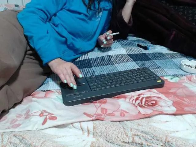 Freechat PhoenixAurora on BongaCams