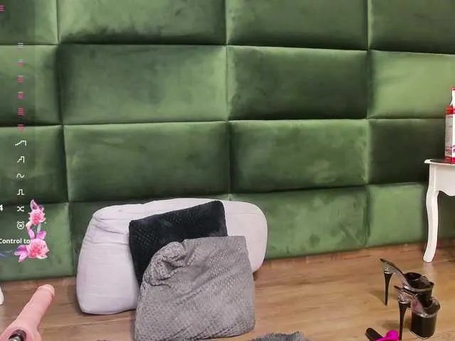 Freechat SelenSummer on BongaCams