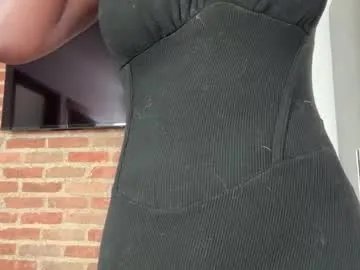 Freechat evelyn_jhonson3 on Chaturbate