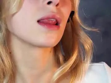 Freechat shelleybuss on Chaturbate