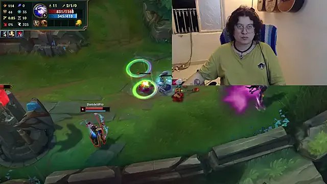 Freechat Smoke_trip_Alicia on StripChat