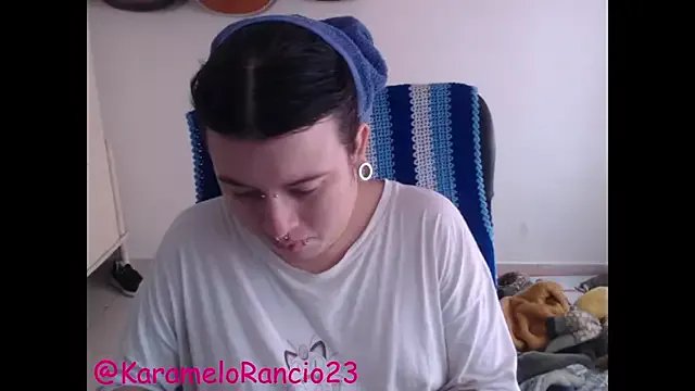 Freechat Smoke_trip_Alicia on StripChat