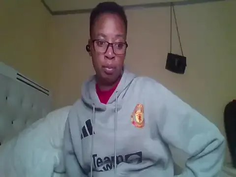 Freechat SQUIRTYALICIA on StripChat