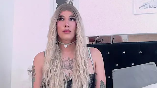 Freechat ZikaruRichie on StripChat